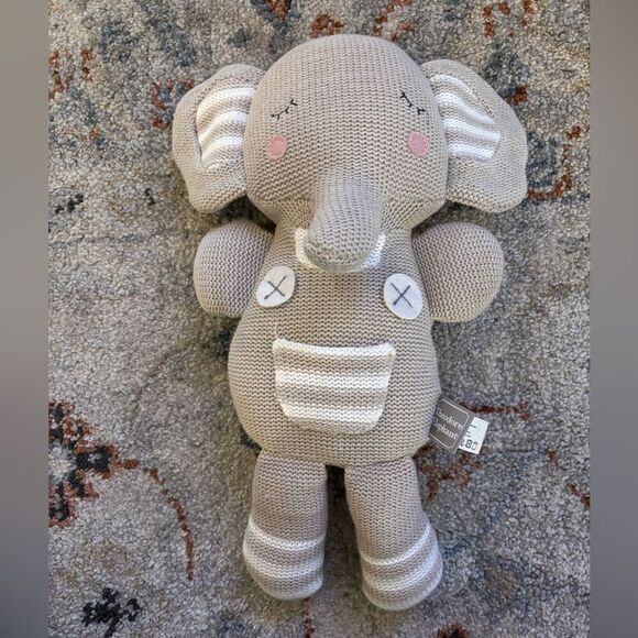 Living Textiles Theodore Elephant Grey Knitted Toy Rattle - Picture 5 of 5
